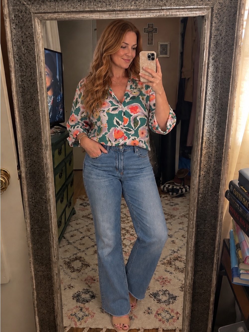 Floral V-Neck Long-Sleeve Crop Top - Green Floral